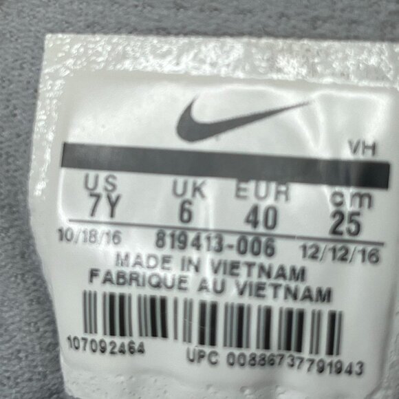 Nike‎ Sneakers Shoes Boys 7Y Youth Gray Revolution 3 Athletic Running Shoe - Picture 5 of 9